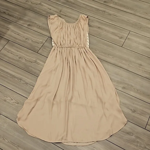 EUC. Anthropologie Dolan midi dress - Picture 2 of 9